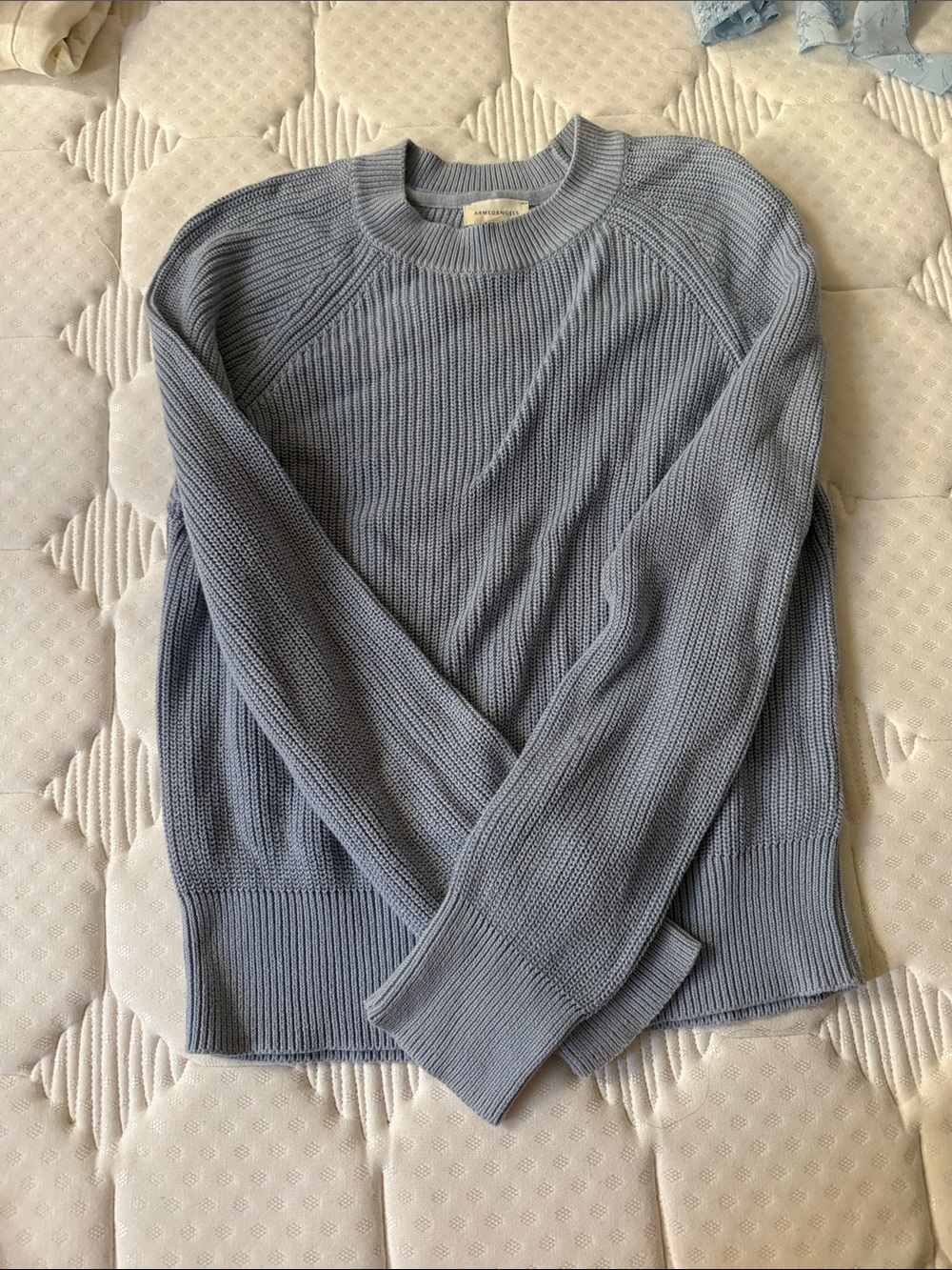 Women’s Crewneck Ribbed Sweater in Light Blue